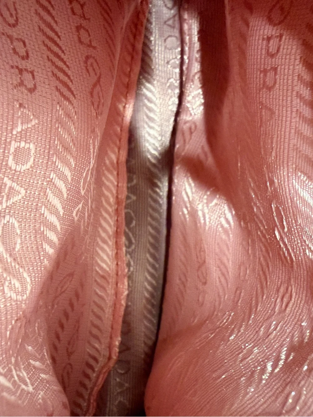 Prada 2005 Re-Edition Pink Nylon Bag no mini pouch